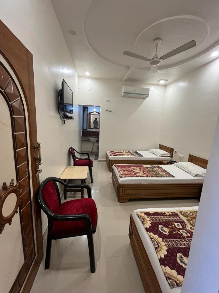 Hotel Ankit Virpur Εξωτερικό φωτογραφία